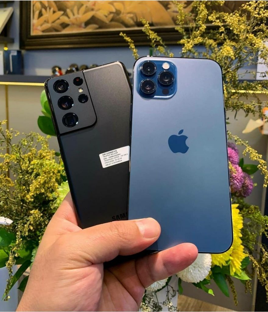OTTO MAGAZIN, review s21 ultra vs iphone 12 pro max